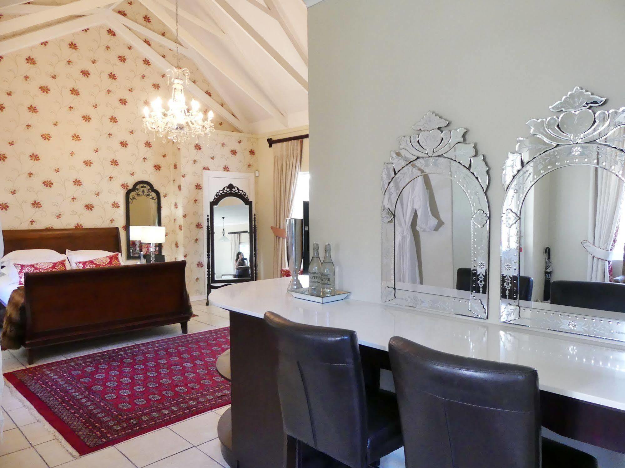 Bed and Breakfast The Plantation Port Elizabeth Esterno foto